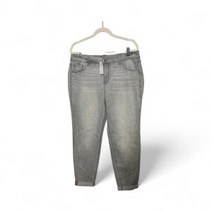 NWT Classic Gray Ankle Jeans for Women